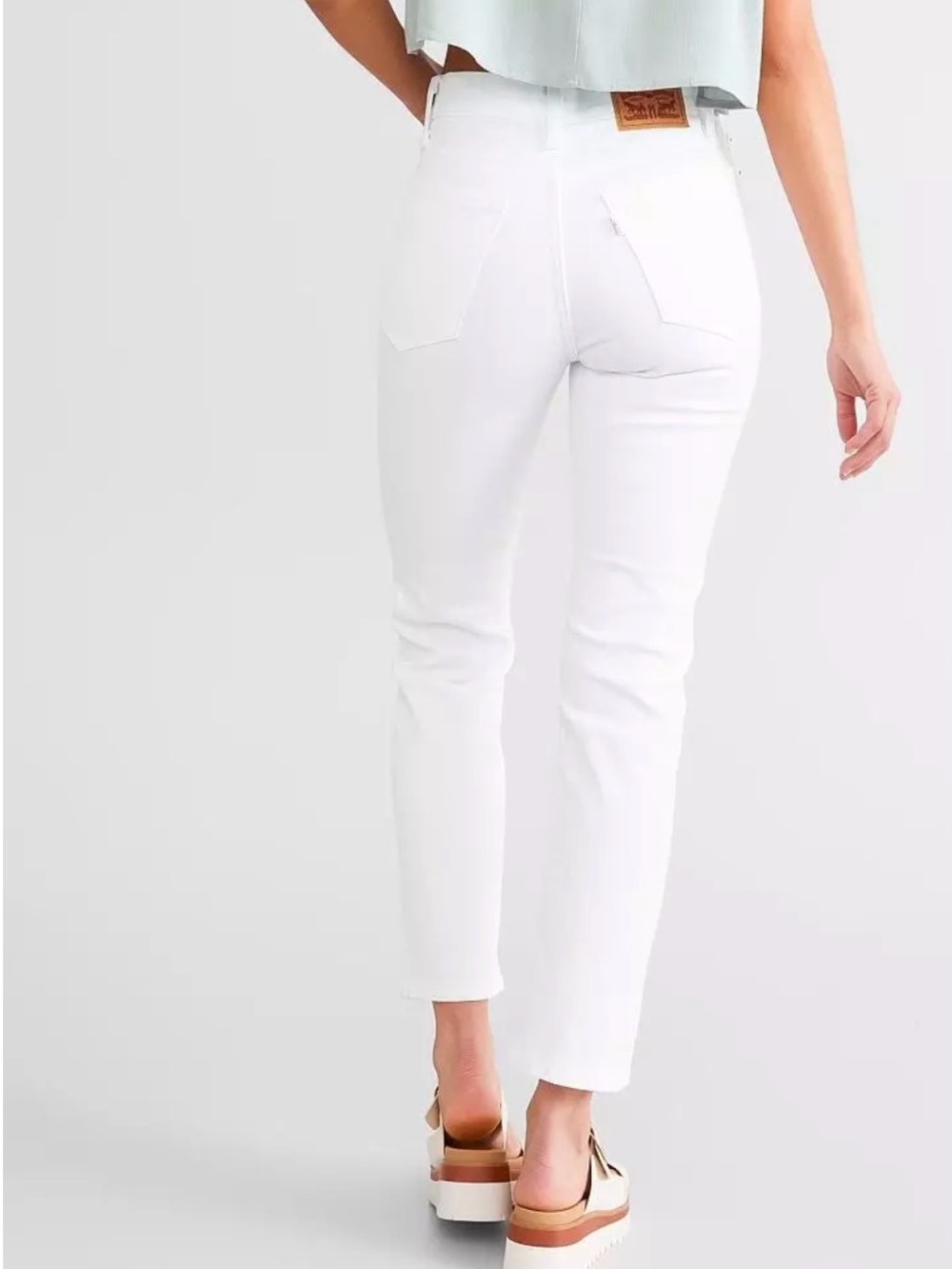 UEC Levi's White WEDGIE STRAIGHT Cropped High-Rise Jeans BUTTONFLY SZ 28x28